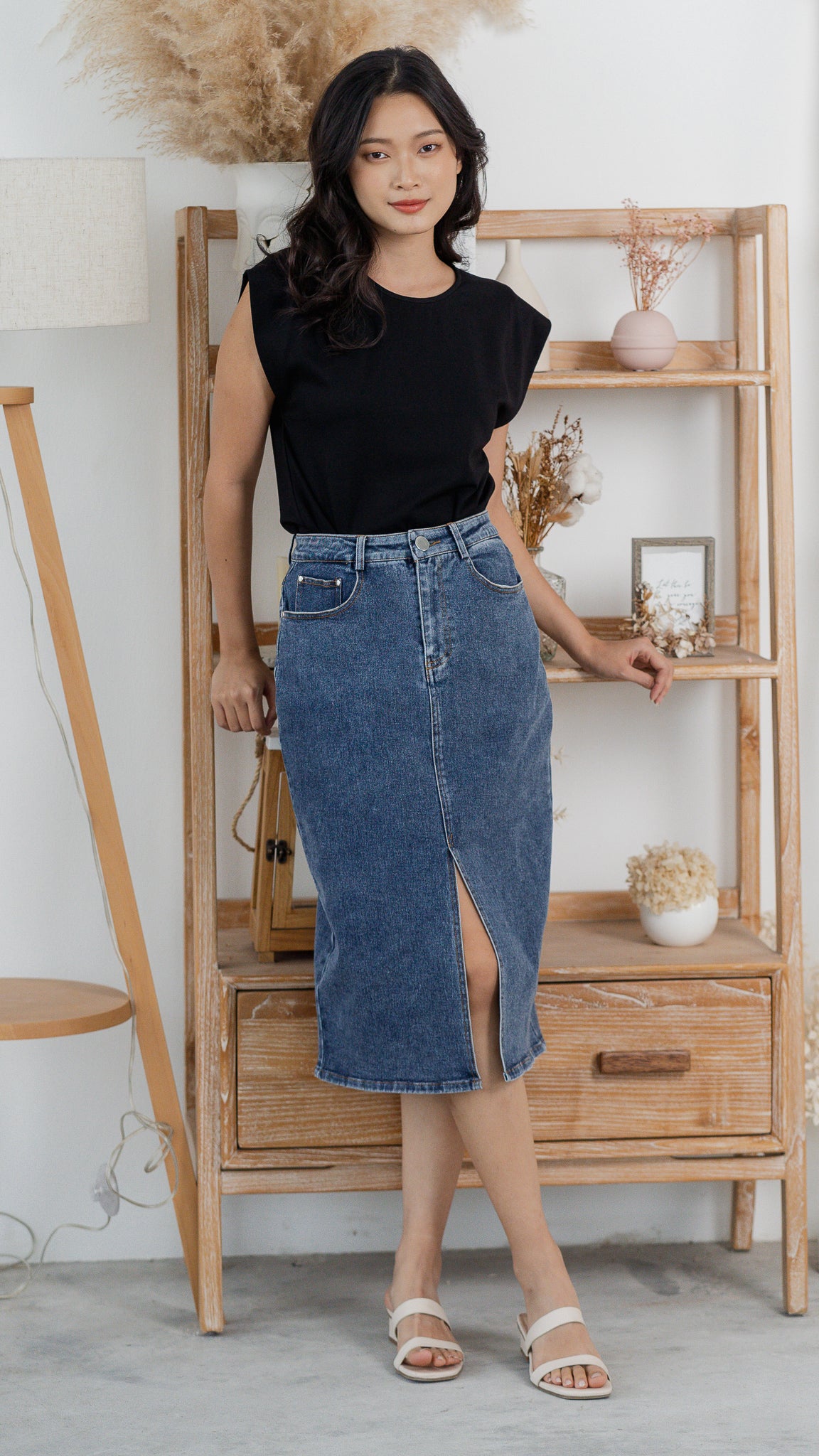 Amazon.com: FIVETOSEVEN Mini Denim Skirt High Waist A Line Pleated Short  Jeans Women Streetwear Blue Black Skirt with Belt Jupe En Jean Black S :  Clothing, Shoes & Jewelry